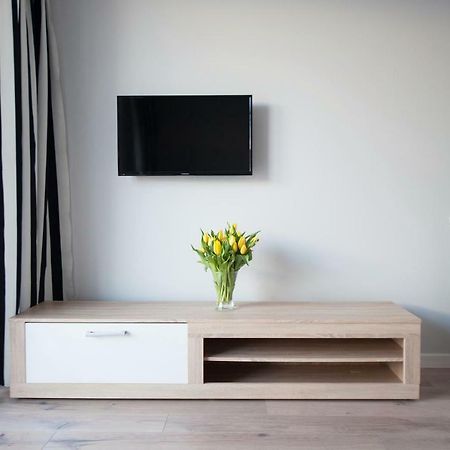 Rabarbar Tobaco Apartment Lodź Bagian luar foto